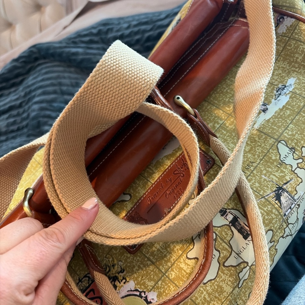 Travel by Sharif Vintage World Map Leather Trim Duffel Weekender Bag - Picture 7 of 11